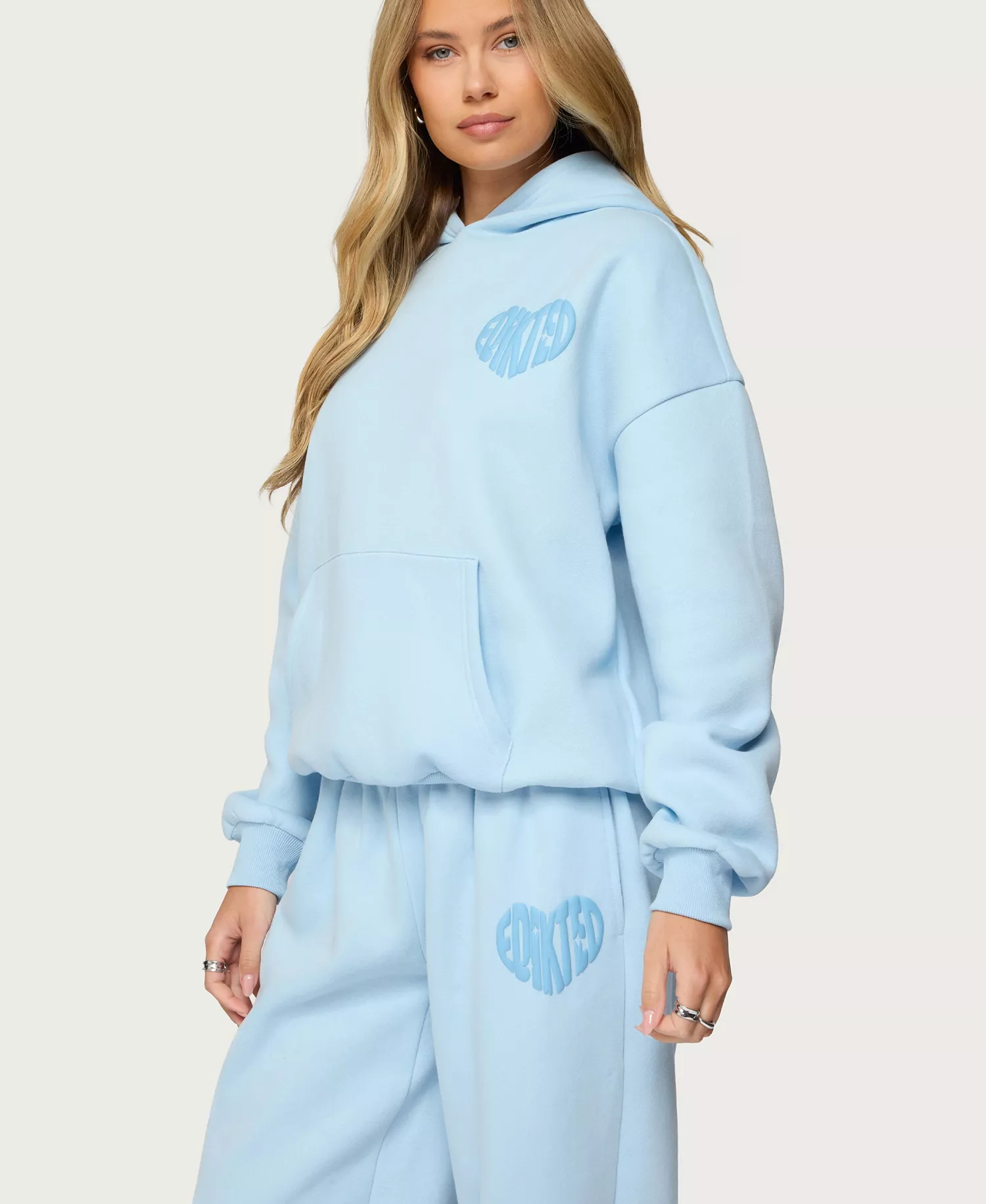 Edikted Women's Major Love Hoodie - Image 11