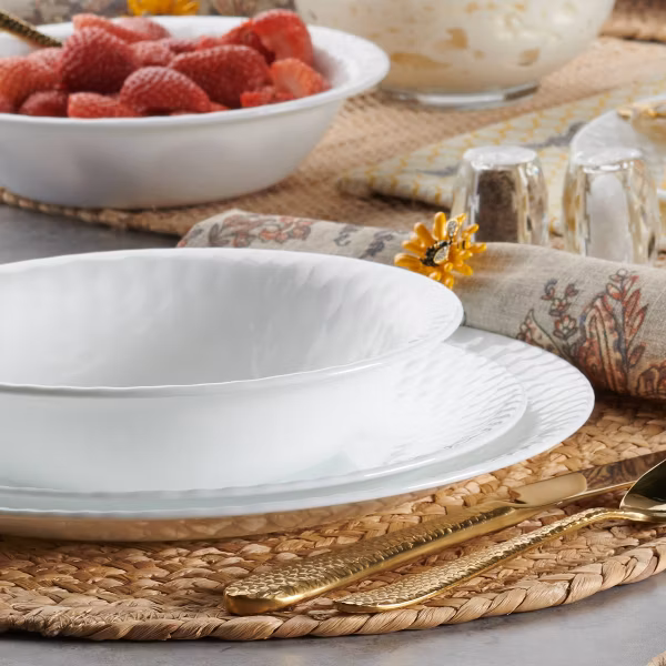 Corelle 18pc Honey Bee Dinnerware Set - Image 3