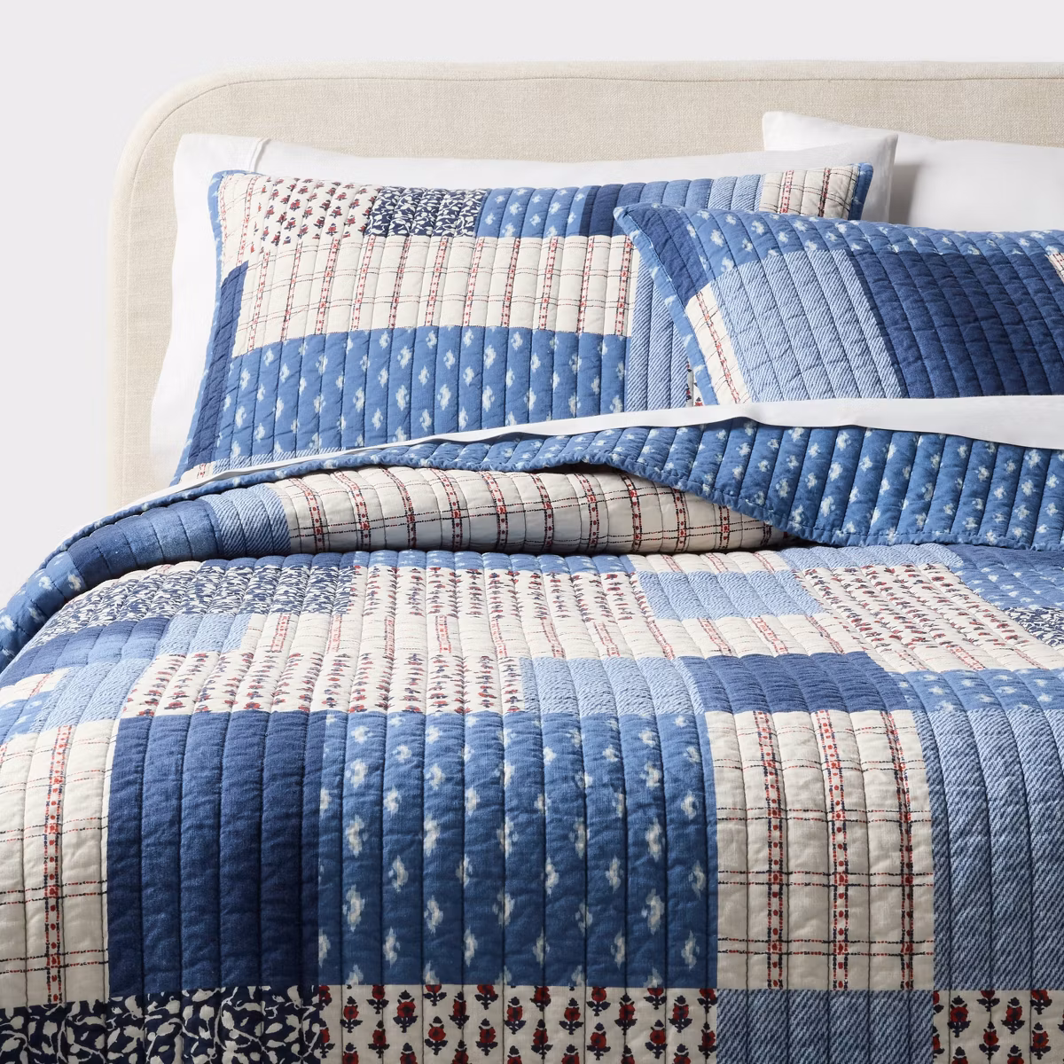 King Size Patchwork Reversible Quilt Set Blue/Dark Blue/Natural - Threshold™