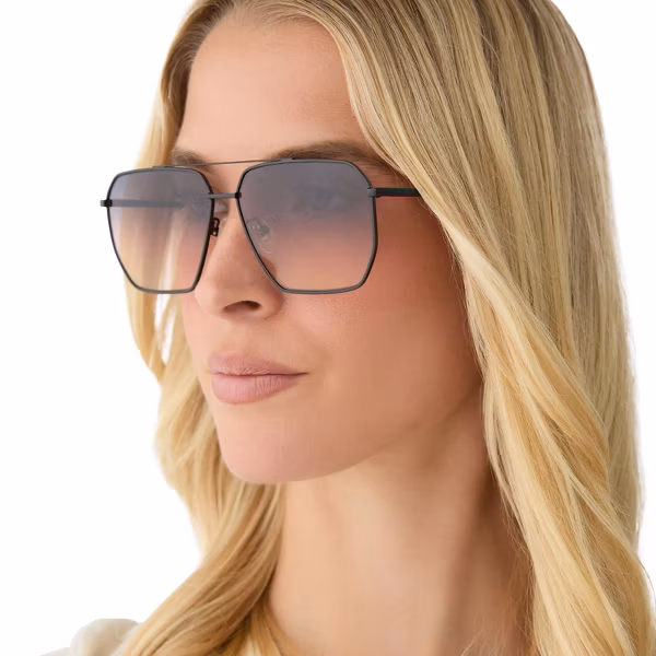 DIFF Berkely Black + Twilight Gradient Oversized Navigator Sunglasses - Image 7